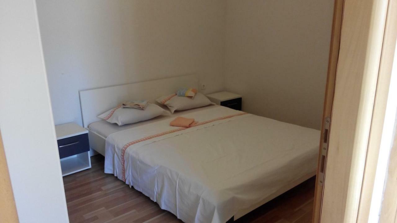 Ivica Apartments Punat Εξωτερικό φωτογραφία